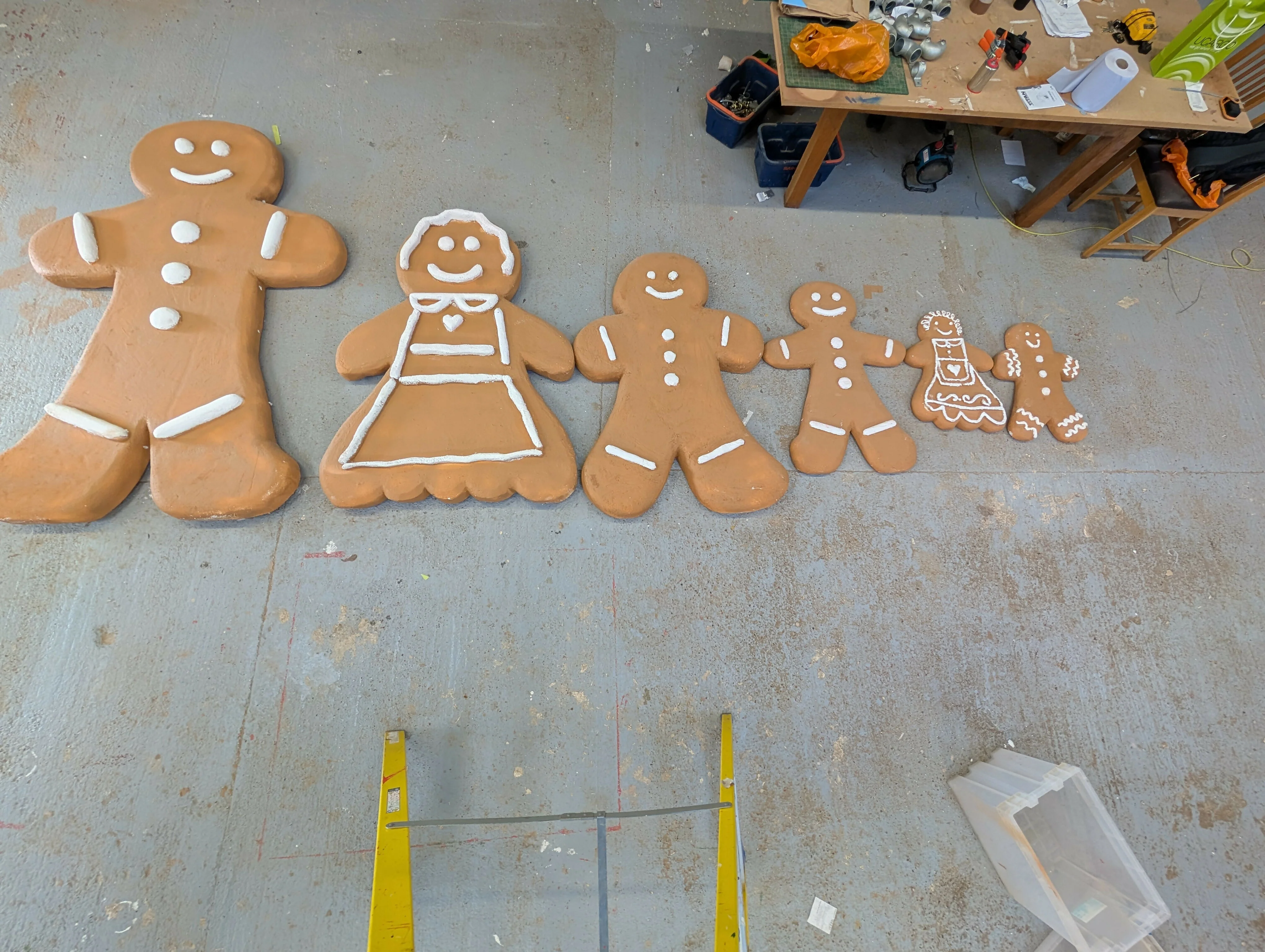 Giant Gingerbread People - Image 8