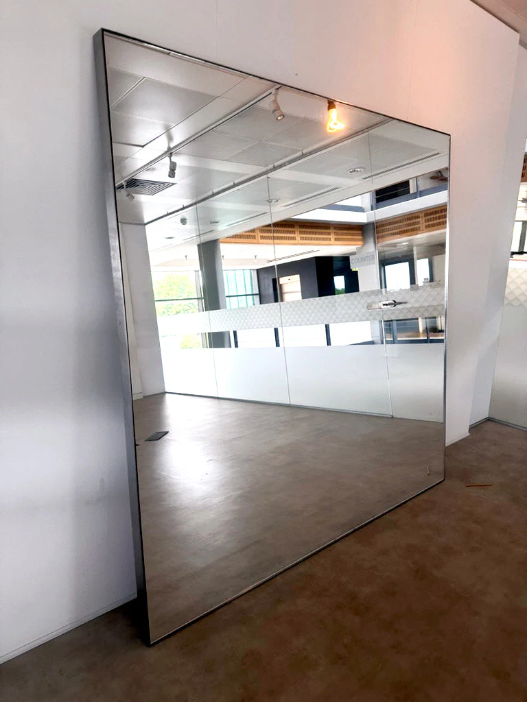Large square mirror with steel frame - Image 2
