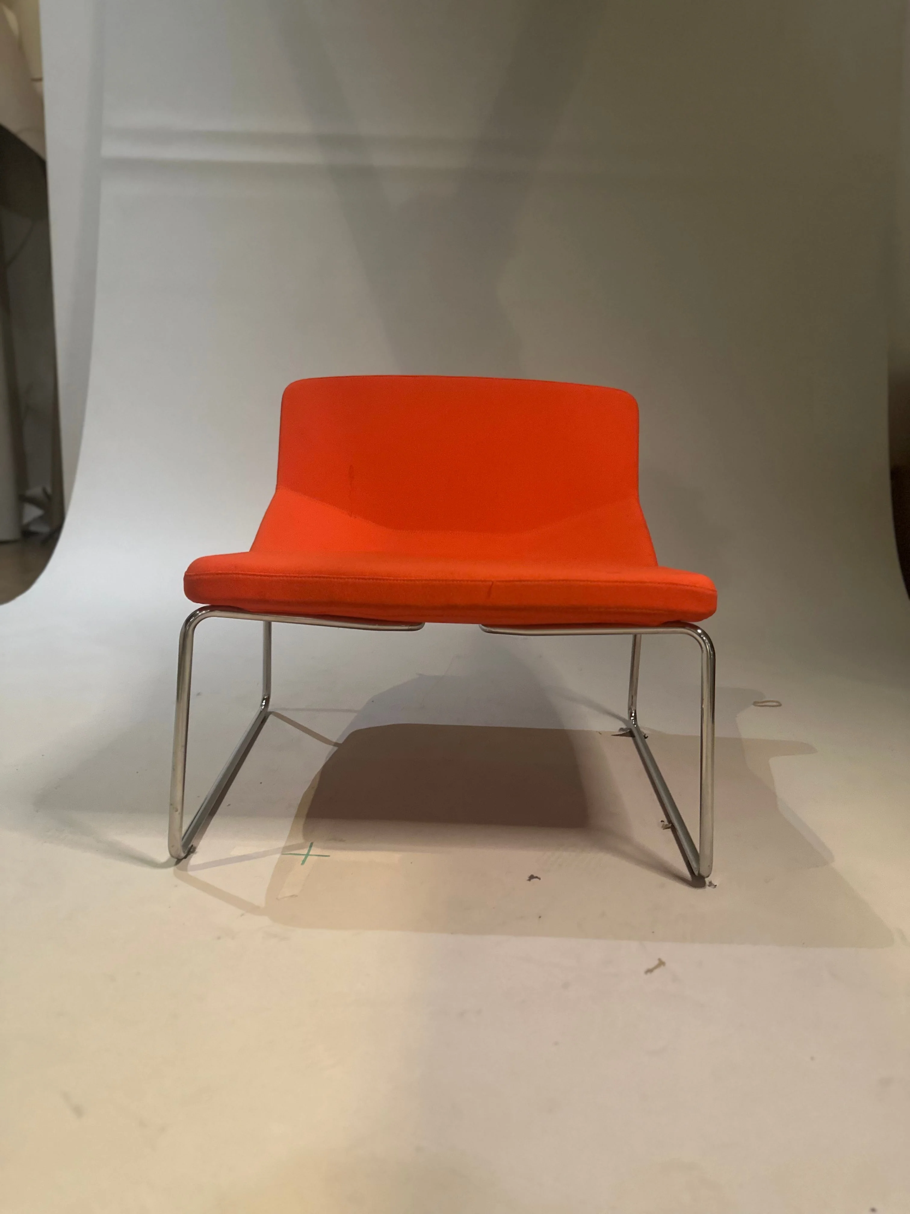 Niski Fotel Formula Sled style chair - orange - Image 2
