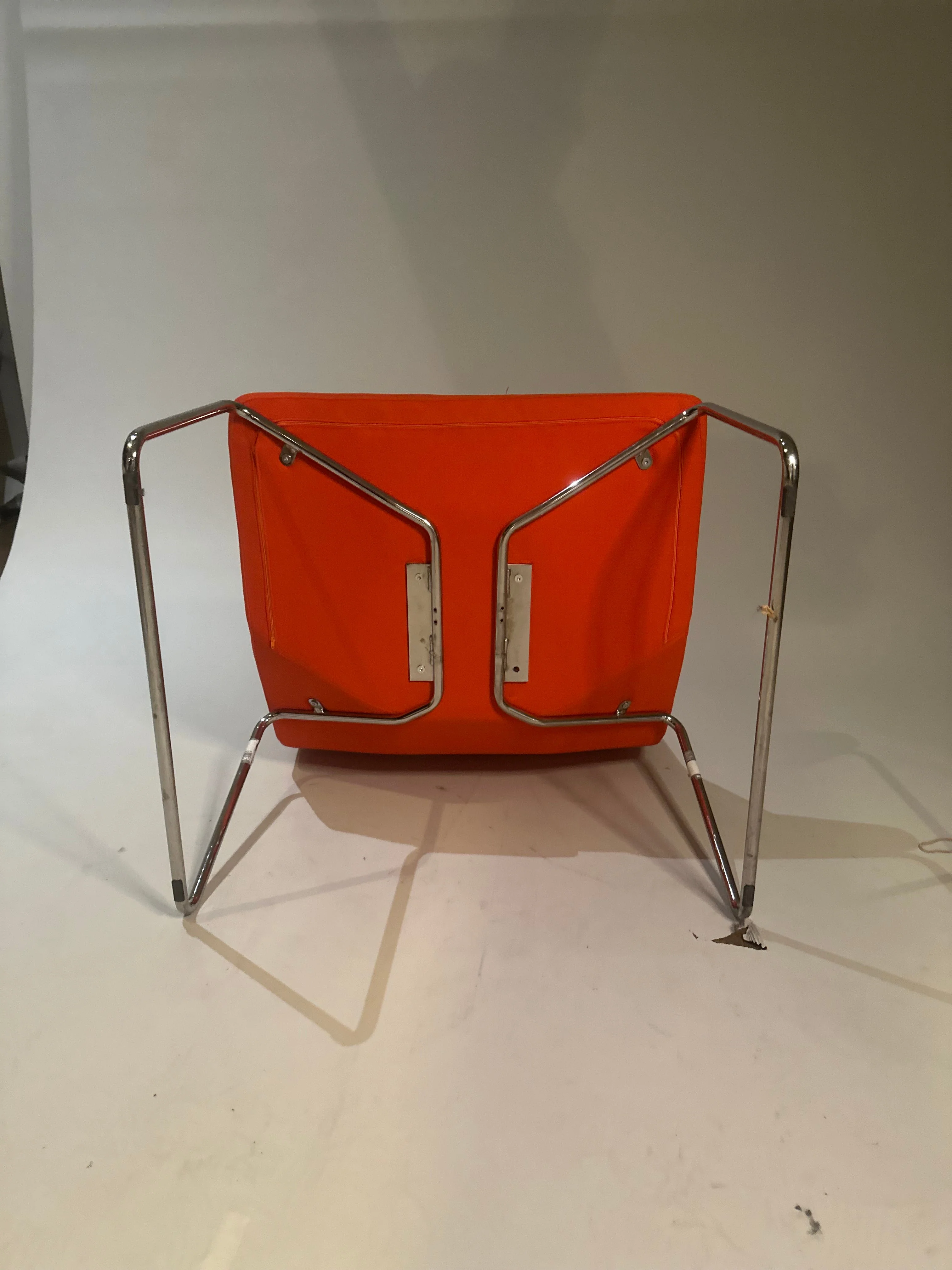 Niski Fotel Formula Sled style chair - orange - Image 6