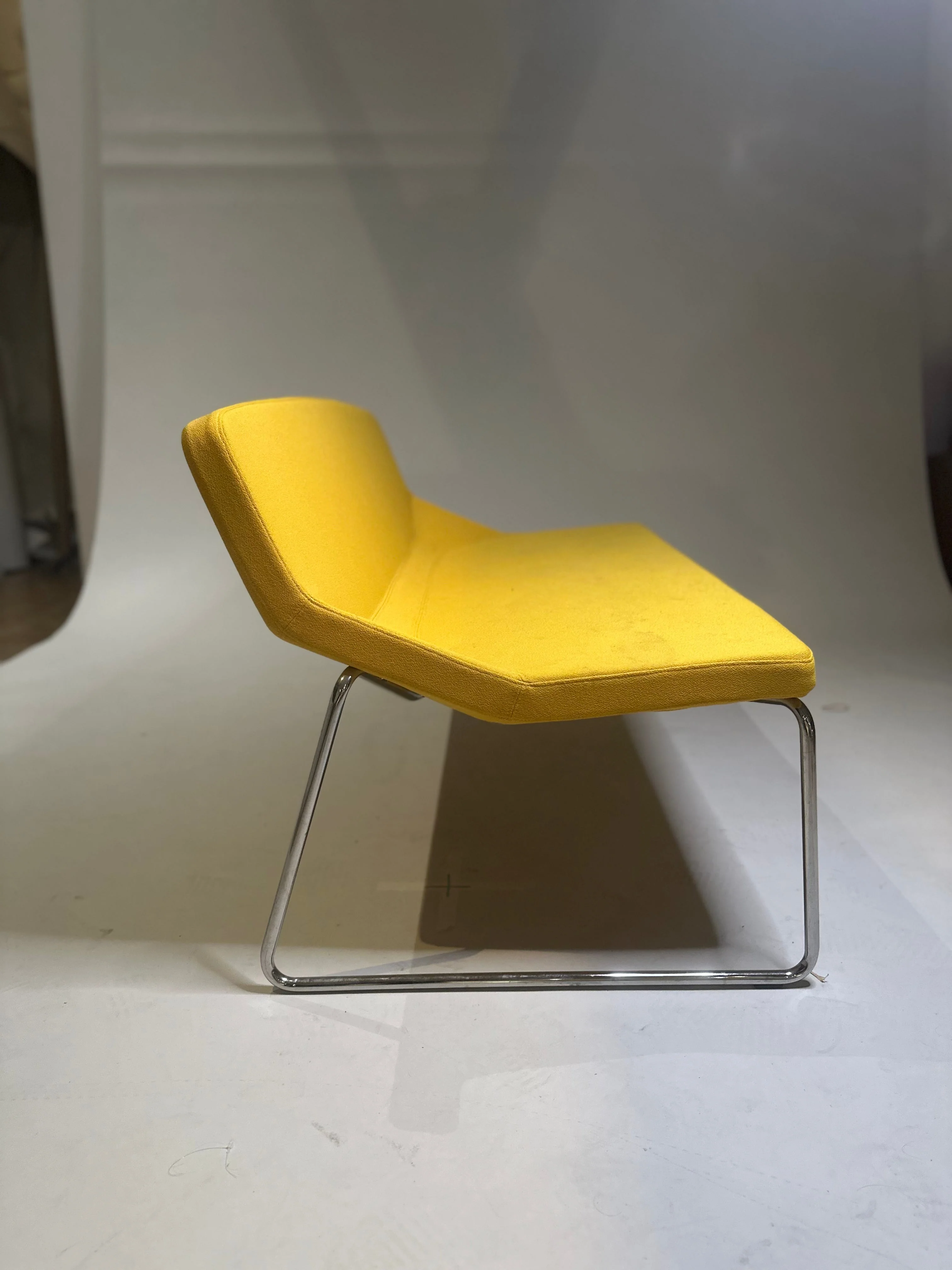 Niski Fotel Formula Sled style chair - yellow double seat - Image 3
