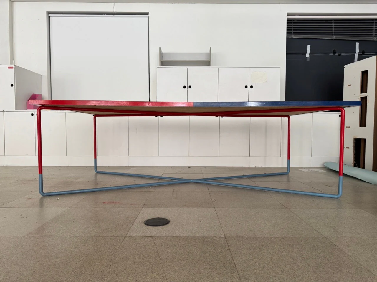 Reclaimed wood meeting table - Image 5