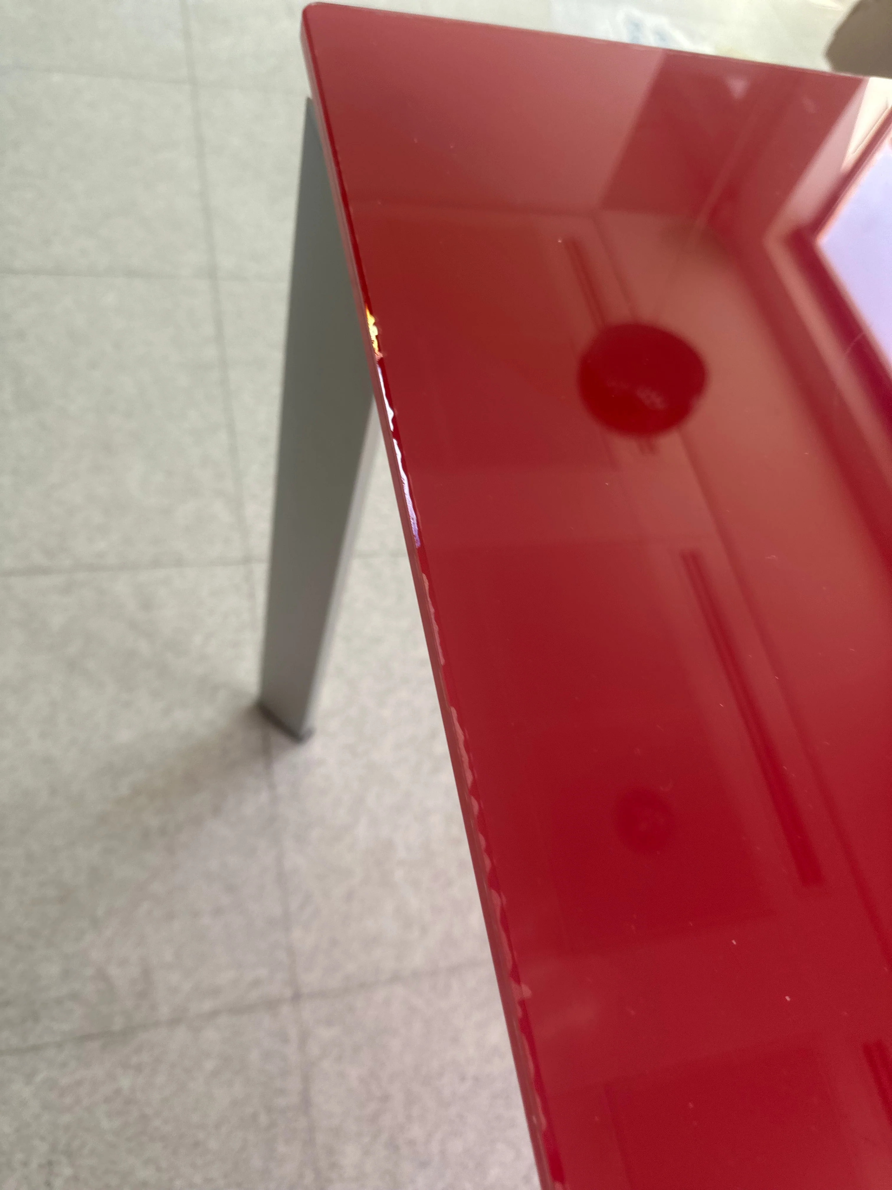 Red METRA table by Makio Hasuike for Seccose - Image 5