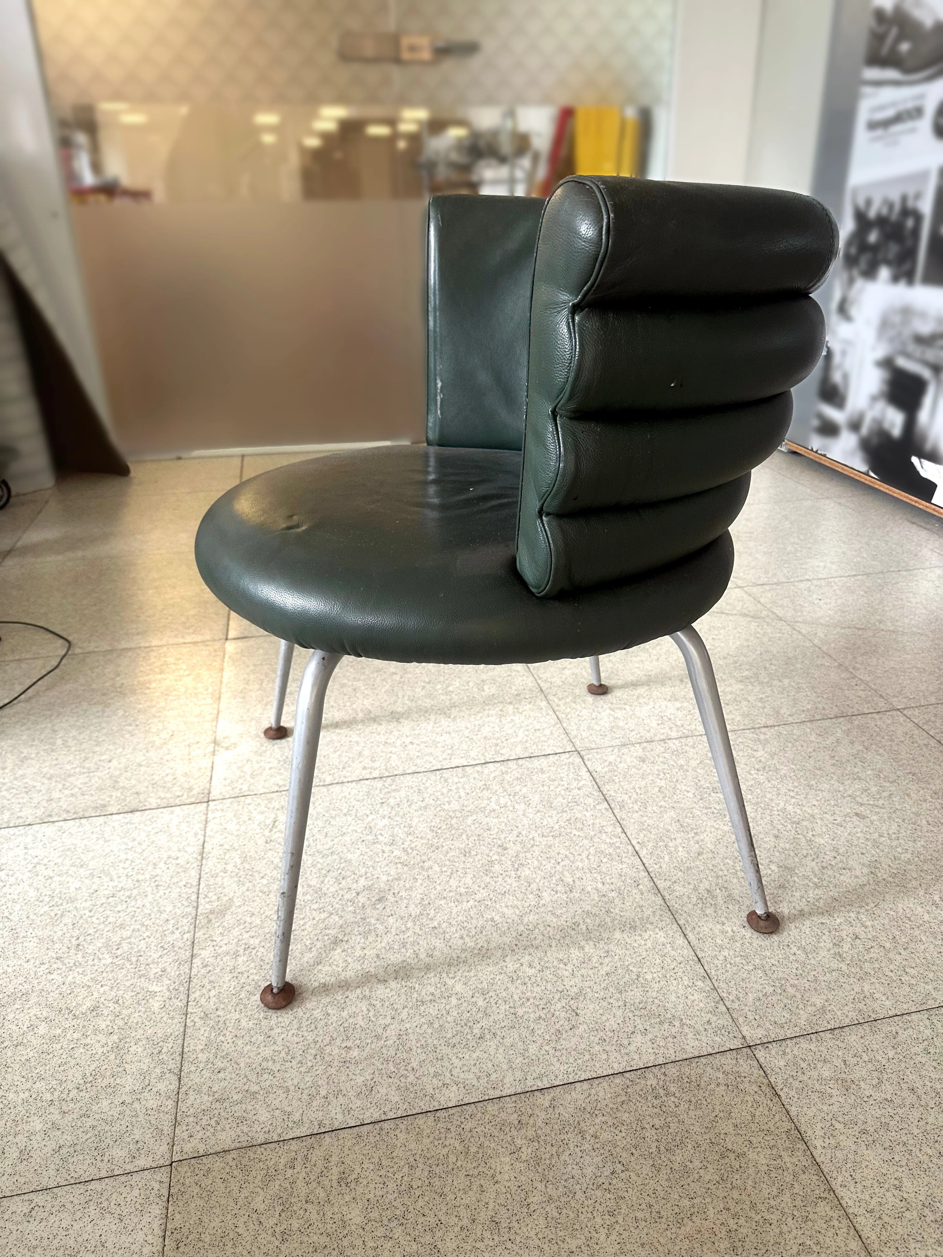 Vintage Alivar Barrel Chair (4) - Image 4